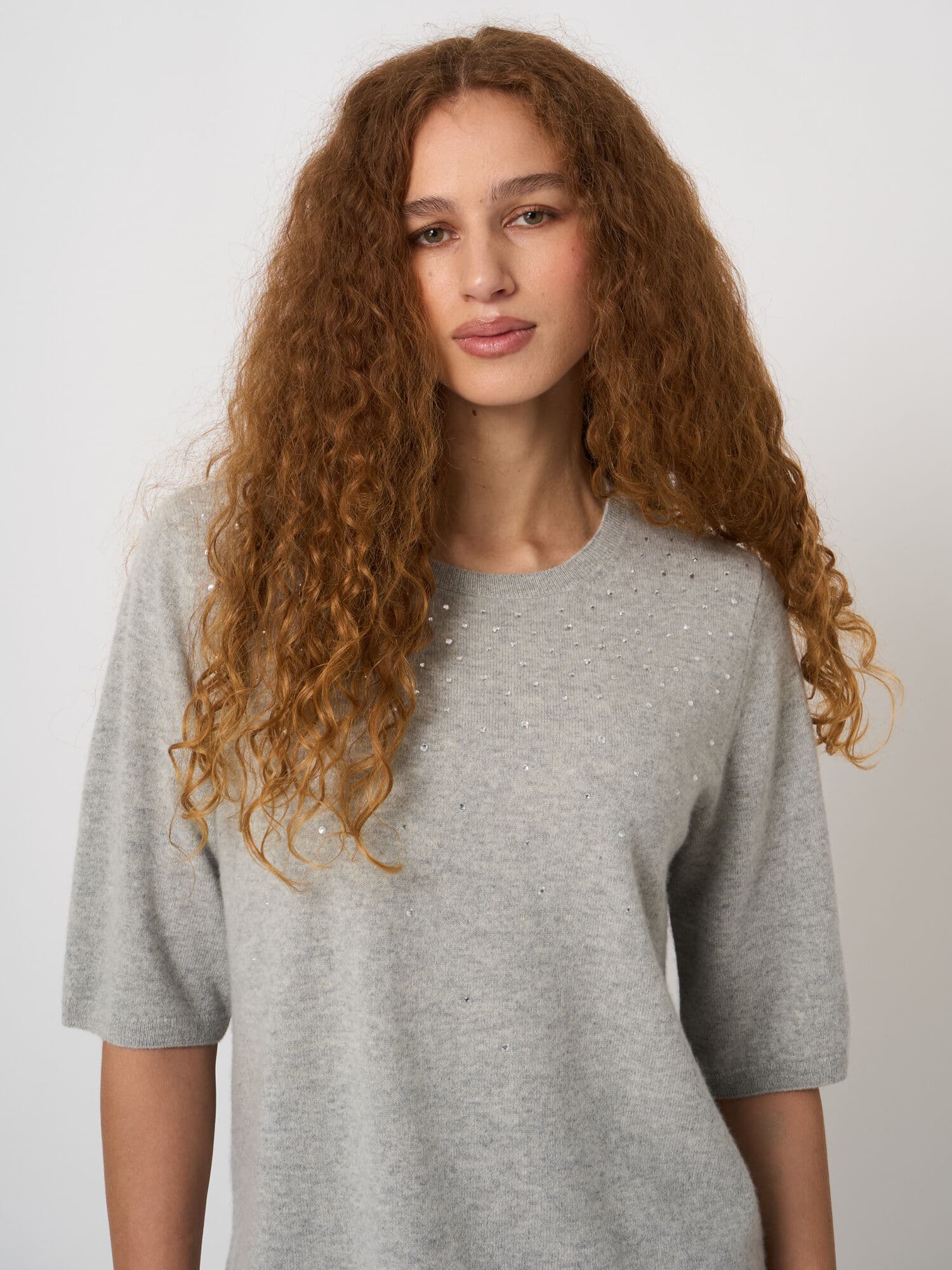 Leichter Bio-Kaschmirpullover mit Hotfix-Details